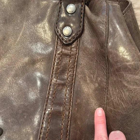 Frye Brown Leather Shoulder Bag with Structured Design - Picture 13 of 15